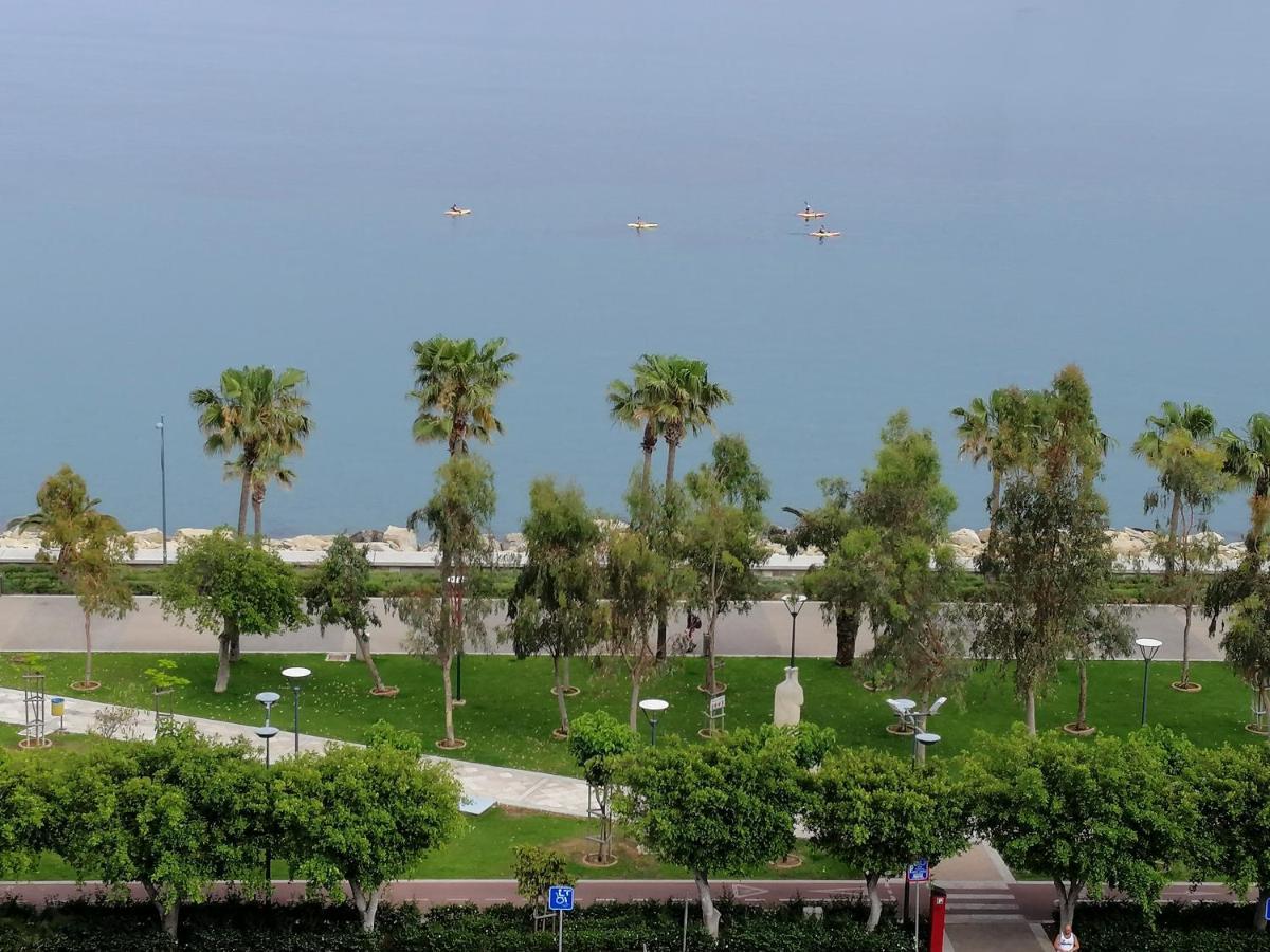 A City-Center Seaview Penthouse At Oceanic Лимасол Екстериор снимка